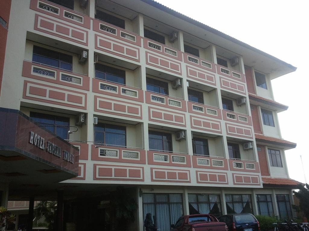 Jepara Indah Hotel Room photo