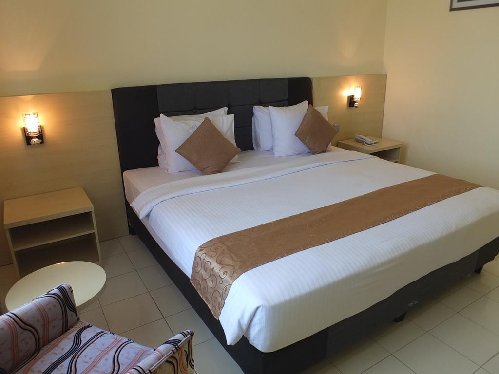 Jepara Indah Hotel Room photo