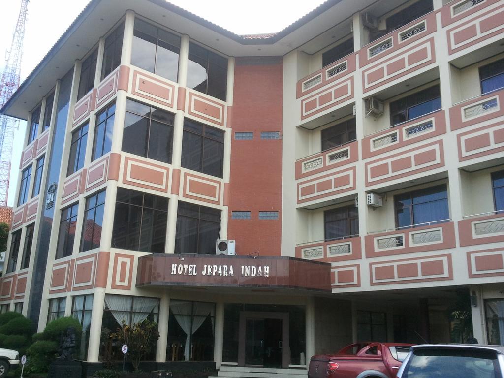 Jepara Indah Hotel Exterior photo